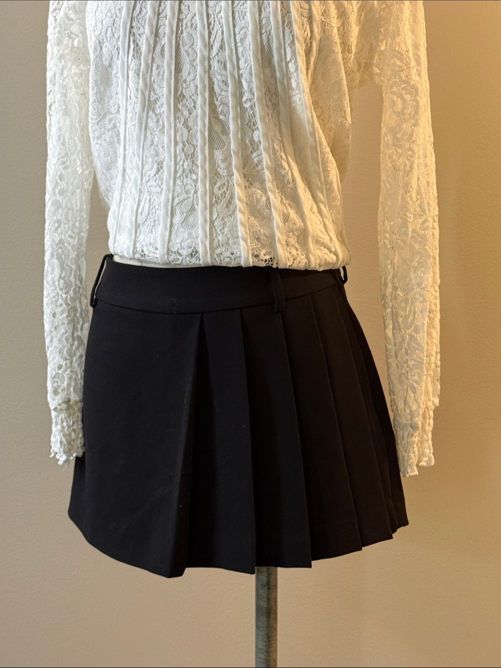 Zara Black Pleated Mini Skirt